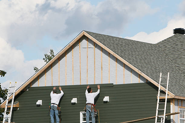 Professional Vinyl Siding technician working in Gibsonville, NC