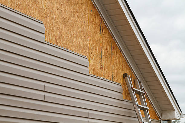24/7 Emergency Vinyl Siding experts in Gibsonville, NC